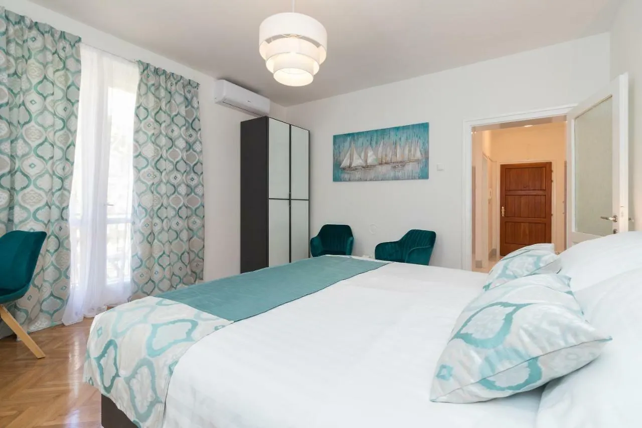 Deluxe Suite Navis 扎达尔